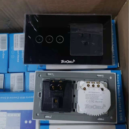 Contacto Inteligente: Enchufe + 2 Apagadores Wifi Smartlife