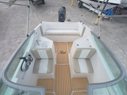 Lancha 19 Pés Rs 190 Com Motor Mercury 100 Hp 4 Tempos 2025