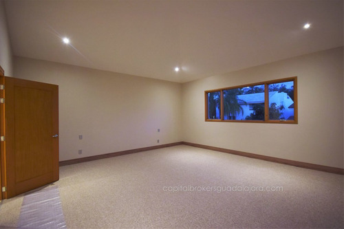Casa De Lujo En Venta En Puerta De Hierro