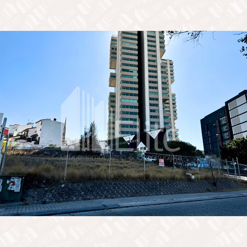 Venta De Terreno De Uso Mixto En Milenio Iii