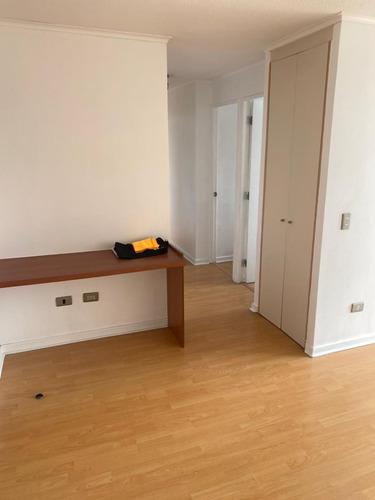 Vende Departamento A Un Costado Del Jumbo