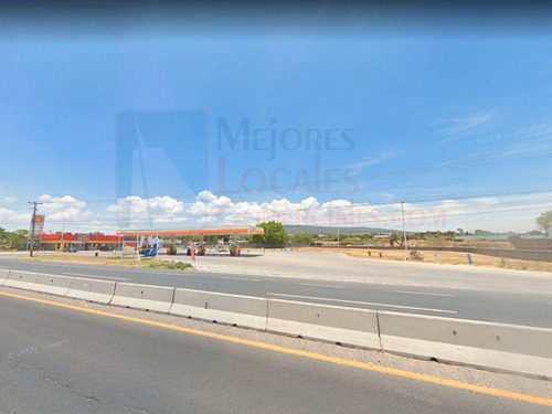 Local En Renta Gasolinera Celaya Gto. 79 M2