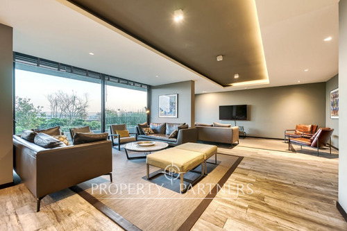 Moderno E Impecable Departamento En Lo Curro