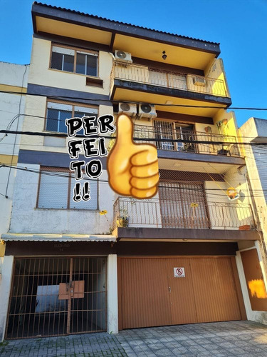 Apartamento 3 D, 1 Com Suíte, 2 Banheiros E Garagem