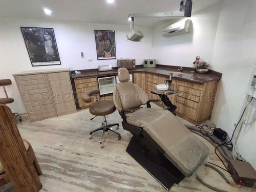 Local En Venta El Cafetal 25-840 Ss