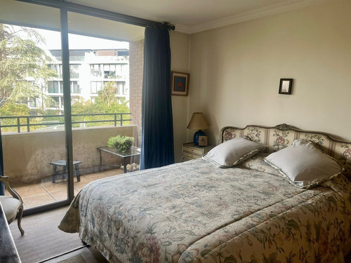 Departamento En Venta De 3 Dorm. En Lo Barnechea
