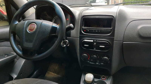 Imagem 11 de 15 de Fiat Siena El 1.4 Flex 2014