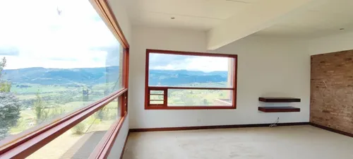 Casa En Venta En La Calera. Cod V12422
