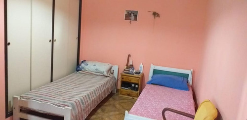 Imagen 3 de 7 de Excelente Departamento 2 Amplios Ambientes Y Mas ...........