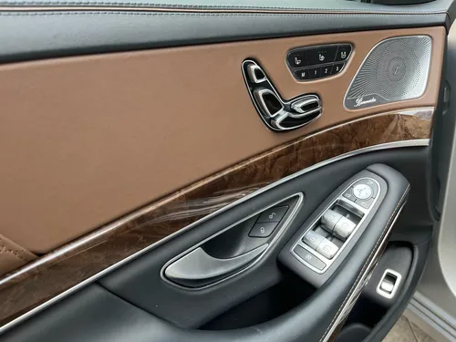 Mercedes-Benz Maybach 6.0600 Maybach At