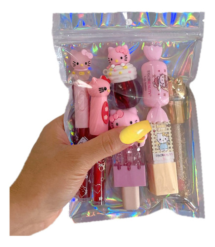 Kit De 7 Gloss Labiales Hello Kitty Favor Beauty Mujer Bella Multicolor Y Transparente