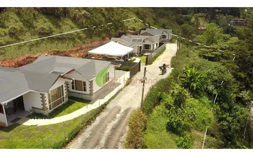 Finca Tipo Condominio Con 3 Casas