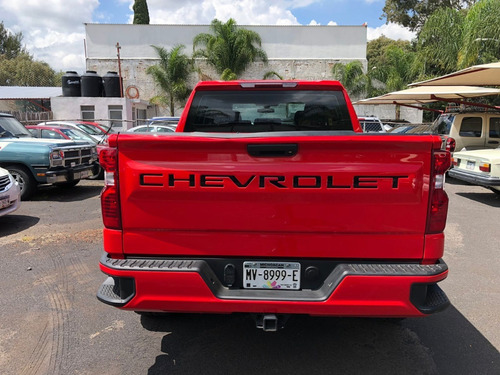 Imagen 13 de 14 de Chevrolet Silverado 4x4 2020, 4 Puertas Como Nueva!!!