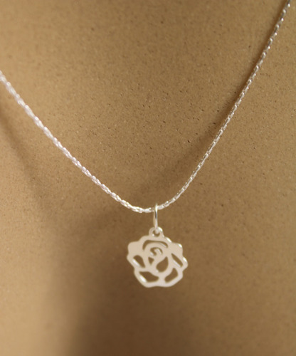 Imagem 4 de 10 de Pingente Rosa Flor + Corrente 45 Cm Prata 925