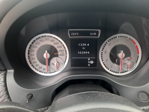 Imagen 12 de 17 de Mercedes Benz 250 Sport 2013
