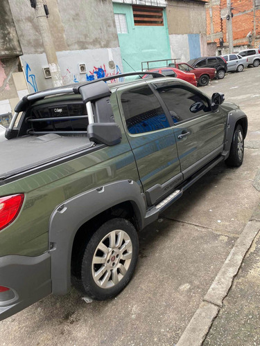 Imagem 3 de 12 de Fiat Strada 2014 1.8 16v Adventure Cab. Dupla Flex 3p