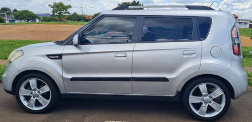 Imagem 3 de 9 de Kia Soul 1.6 Ex 16v Flex 4p Manual