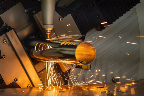 Máquina Láser Fibra Cnc Corte De Metales 1500 X 3000 3000w