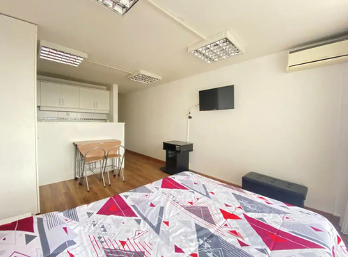 Venta Monoambiente En Punta Carretas Con Garage Sobre Ellauri
