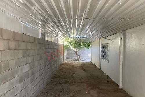 Imagen 21 de 25 de En Renta Acogedora Casa En Esquina Con Amplio Terreno En Col. Independencia