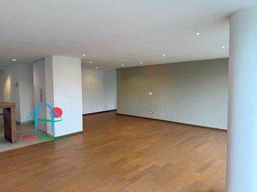 Mariscal Sucre D. Moderno Departamento En Venta Con Terraza Privada