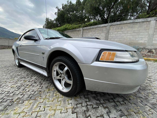 Imagen 6 de 13 de Ford Mustang Gt V8 Automático