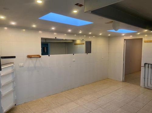 Casa Comercial En Algarrobo Centro: 300 M² Útiles