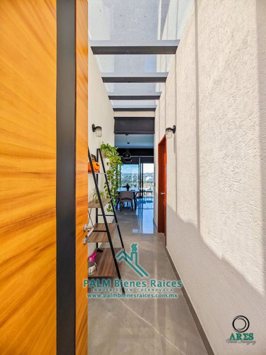 Casa Sola Con Alberca Climatizada, Brisas, 3 Recámaras, 3.5 Baños, 3 Autos, Seguridad 24hrs $6,350,000.00