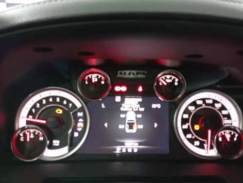 RAM 1500 5.7 LARAMIE 4X4 CD V8 GASOLINA 4P AUTOMÁTICO
