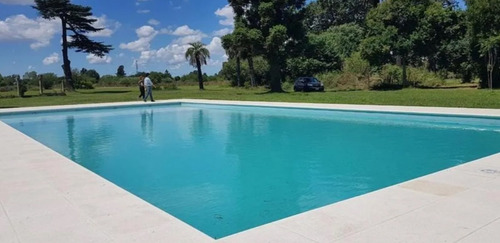 Imagen 4 de 7 de Venta / Permuta Lote En Esquina Sobre Calle Principal Barrio Saint Joseph Longchapms