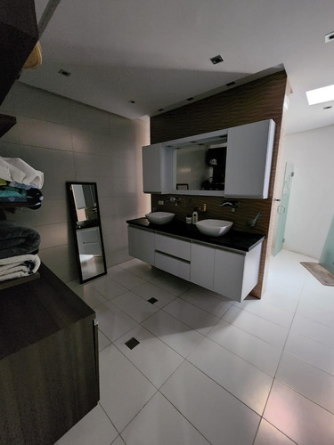 Imagen 12 de 18 de Townhouse En Venta Urb Trigal Norte (solo Cliente) Da