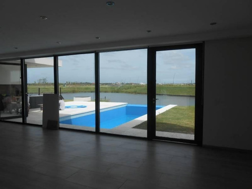 Imagen 11 de 21 de Casa En Venta En Puertos De Escobar Maroto Propiedades