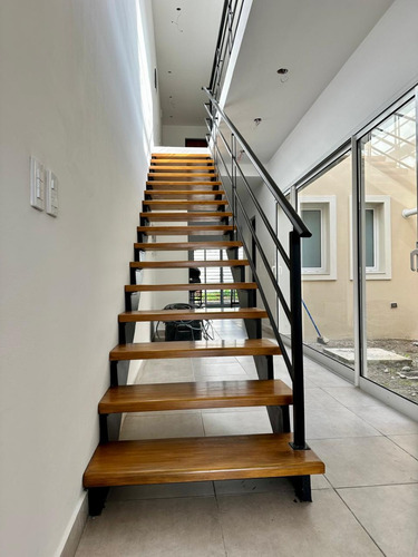 Casa Dúplex Venta Barrio Portal De Lesser - Salta