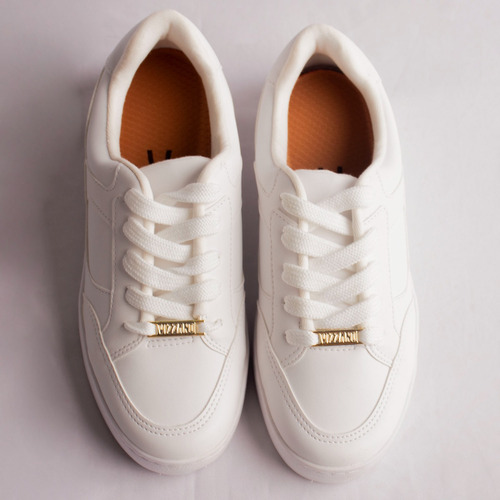 Zapatilla Casual Blanca 1214-1060-7286 Mujer Vizzano