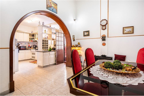 Venta Casa 6 Amb.villa Devoto Garage Quincho Playr