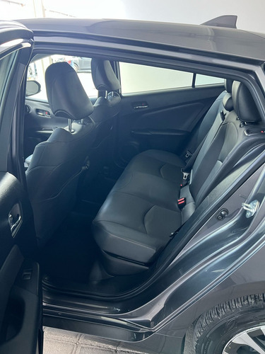 Toyota Prius 1.8 Premium Cvt