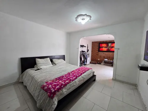 Casa En Venta En Floresta Medellin. Cod V13079