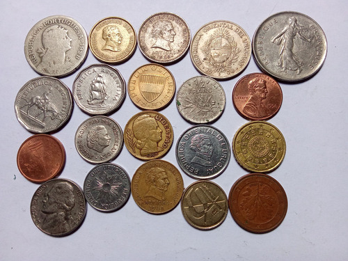20 Moedas Antigas Estrangeiras Sem Repetir (Usado)