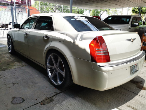 Imagen 14 de 15 de 300c V8 2005