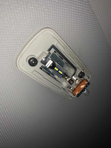 Imagen 2 de 2 de Bombillo Led Wellstar Para Techo Carro Tienda Física