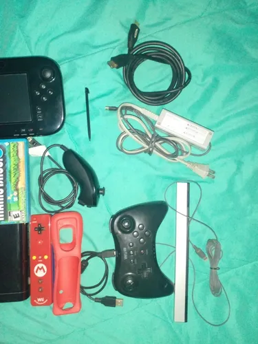 Consola Nintendo Wii U 32 Gb Programada Con 1 Tb + Juegos (Usado)