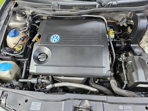 Volkswagen Golf 1.6 Comfortline