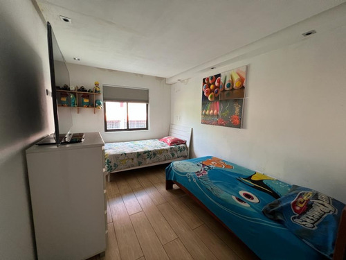 Imagen 22 de 27 de Exclusivo Townhouse En Venta Trigal Norte Villas Del Rosal G