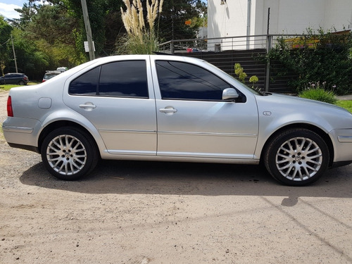 Volkswagen Bora 1.8 T Highline Tiptr Cu 2006
