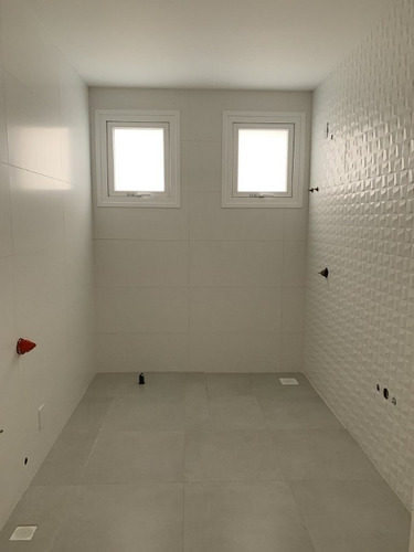 Imagem 12 de 18 de Excelente Apartamento No Centro De Balneário Camboriú, Ótima Localização. - Ap00892 - 34215009