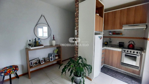Imagem 14 de 21 de Apartamento De Dois Dormitórios - 4775