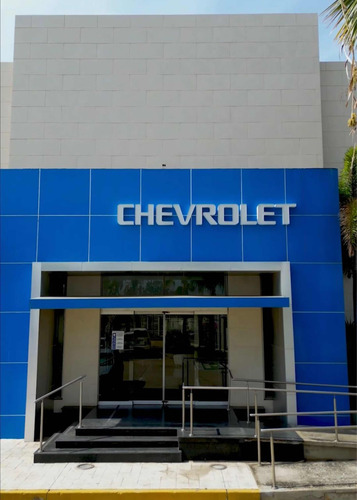 Extraordinario Local Para Concesionario De Autos Bien Ubicad