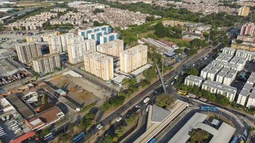Local En Arriendo En Brisas De Los Álamos. Cod A1023092