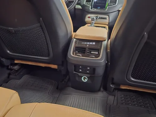 Volvo XC90 2.0 T6 Kinetic Awd At