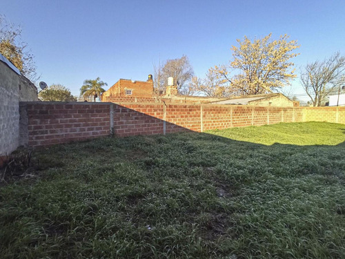 Lote De Oportunidad En Baigorria